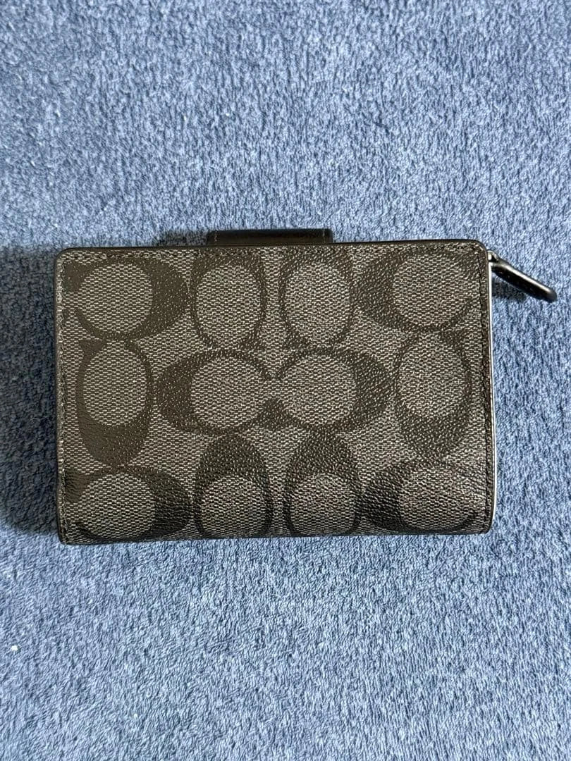 Coach Black Signature Wallet with Snap Closure – Classic Designer Wallet