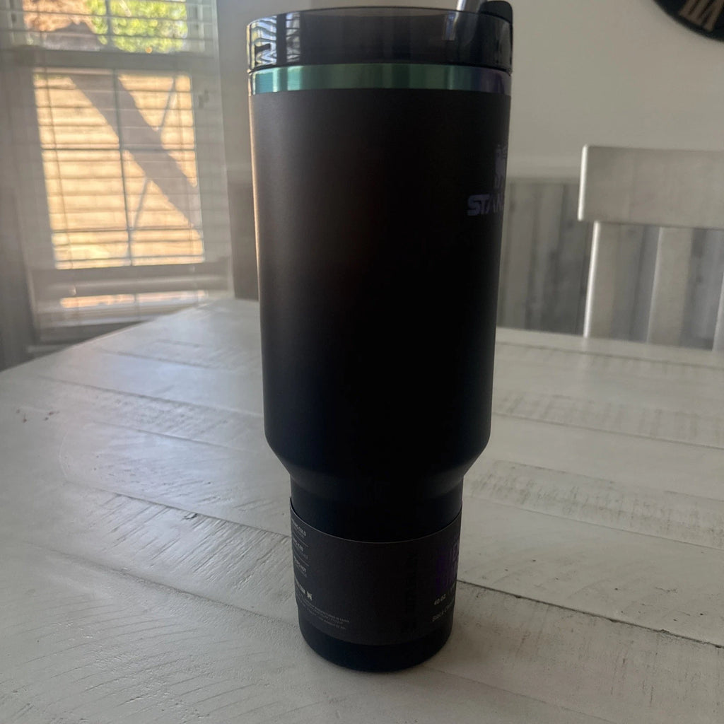 Stanley Quencher H2.0 FlowState Tumbler 40 oz – Black Chroma Limited Edition